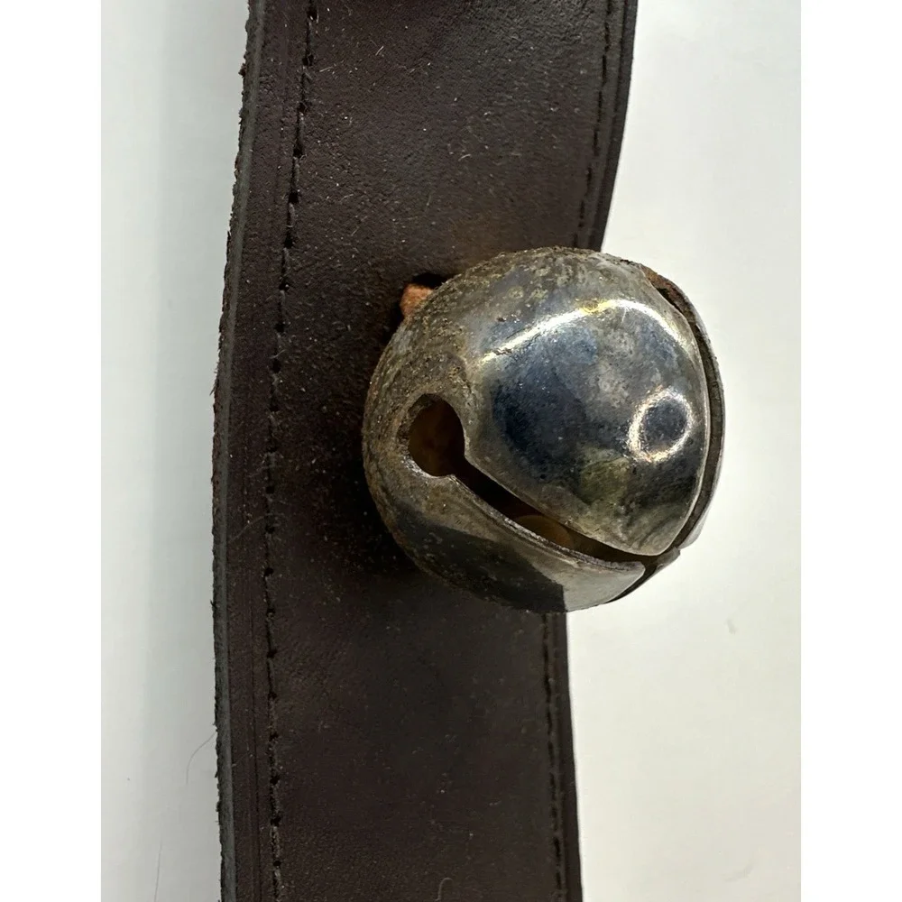 VTG Towle Silversmiths Silver Toned Sleigh Bells Jingle Leather Strap Door 18